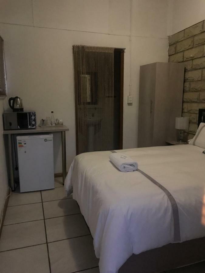 Queenspark Lodge Bloemfontein Eksteriør bilde