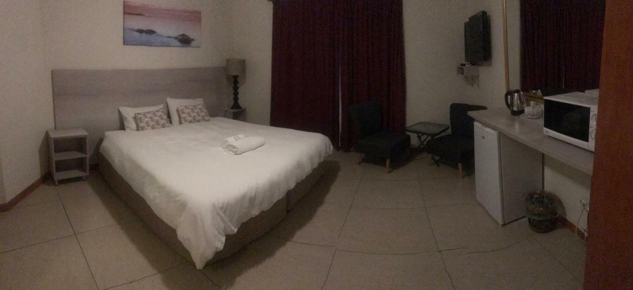 Queenspark Lodge Bloemfontein Eksteriør bilde