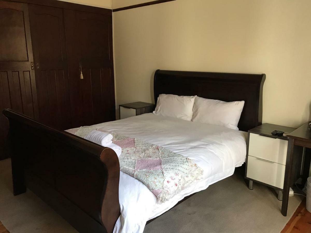 Queenspark Lodge Bloemfontein Eksteriør bilde