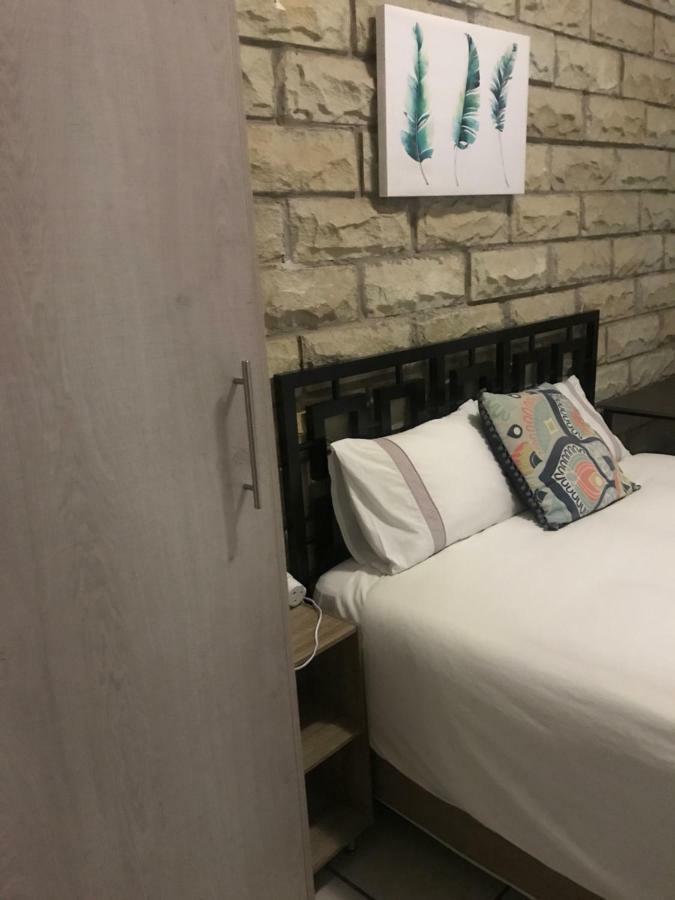 Queenspark Lodge Bloemfontein Eksteriør bilde
